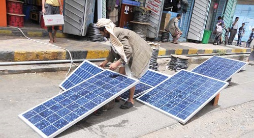 بطاريات الطاقة الشمسية خطر آخر باليمن