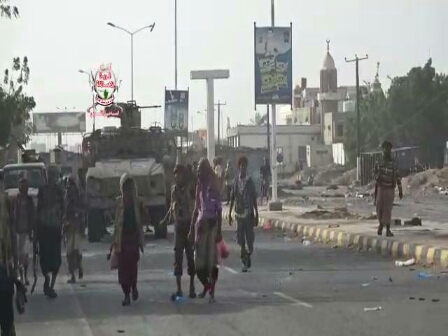 مستجدات : الحوثي يقصف «العمالقة» ويستقدم تعزيزات ضخمة وأسلحة ثقيلة