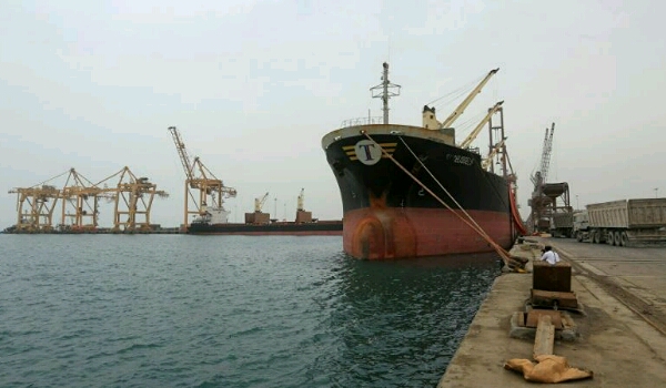 الحوثيون يكشفون تفاصيل ما تم الاتفاق عليه بشأن ميناء الحديدة - «يرفضون التسليم ويضعون شرطا جديدا»
