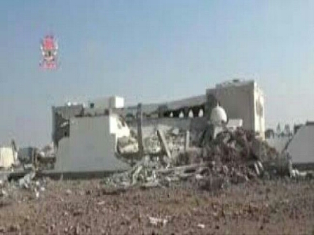 الحوثيون يفجّرون مسجداً شرقي الحديدة