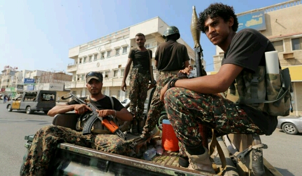 تعرف على أسماء ممثلي الحكومة والمتمردين الحوثيين في لجنة RCC وموعد وصول الخبراء الدوليين ومستجدات الوضع في «الحديدة»