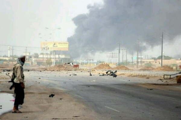 الحوثيون يغدرون بقوات الشرعية في الحديدة وينقلبون على اتفاق «كيلو 16»