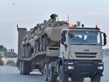 السعودية تدفع بتعزيزات عسكرية ضخمة من قوات الحرس الوطني باتجاه «اليـمن» ..صور
