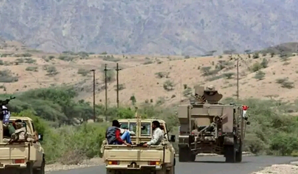 ”الحوثي“ يوافق على دخول آليات عسكرية دولية ضخمة الى ”الحديدة“