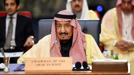 عاجل - الملك سلمان يتحدث أمام 50 زعيما وملكا عن الحل في اليمن وخطر يهدد الجميع
