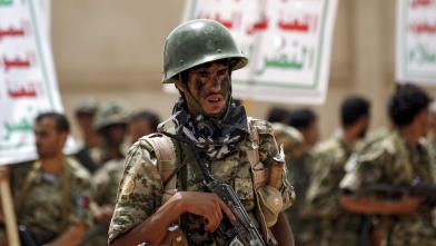 مليشيات «الحوثي» تنحر الشرف «العسكري» من الوريد إلى الوريد بهذا القرار