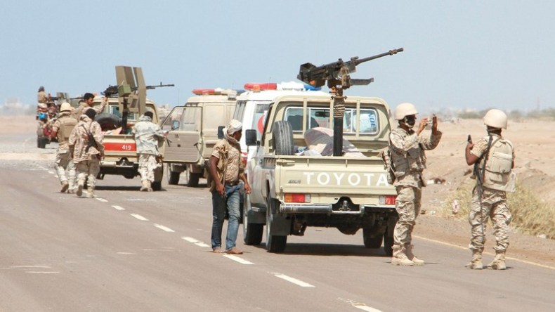 بعد الانتصارات الكبيرة بـ«قعطبة»..قوات الجيش تنتزع انتصاراً كاسحا من «الحوثيين» ومقاتلات التحالف تستهدف هذا الصيد «الذهبي»