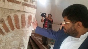    قيادات حوثية تنهب وتهرب آثار مساجد صنعاء