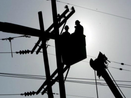 إنقطاع مُفاجئ للتيار الكهربائي بـ«عدن»ومصادر تكشف الأسباب