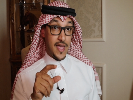 دبلوماسي «سعودي» يفتح النار على «الإمارات» و يتهمها بتمرير مشاريع تقسيمية عبثية في اليمن بحجة «الإخوان»