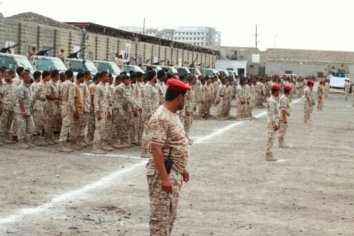 عدن : وصول قائد عسكري بارز واجه الانفصاليين واستثنى اتفاق الرياض قواته وحدد مهمتها