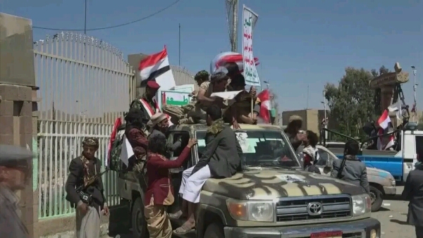 الحوثيون يعتقلون 8 من مشائخ ”صنعاء“ و ”عمران“