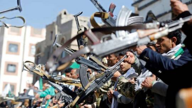 صفقة بين التحالف والحوثيين دون علم الحكومة اليمنية