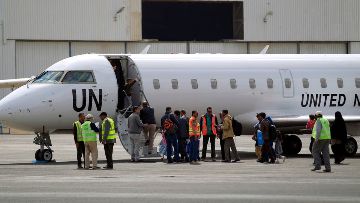في تطور ينذر بكارثة إنسانية ....الأمم المتحدة تعلن عن إغلاق  15 برنامجاً إغاثياً في اليمن