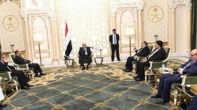 وزير الإدارة المحلية يكشف خفايا وأسرار مسودة غريفيث لحل الأزمة اليمنية