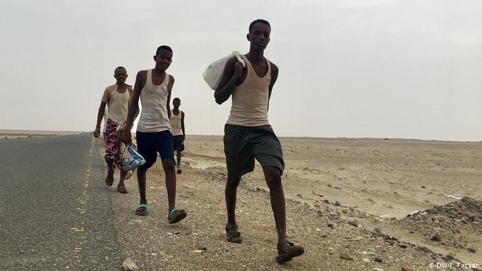 رغم الحرب والوضع البائس.. اليمن تستقبل آلاف الأفارقة خلال شهر واعداد كبيرة من المغتربين العائدين من السعودية