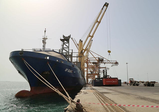 الحوثيون يعلنون وصول ثاني سفينة نفطية إلى الحديدة منذ بدء الهدنة