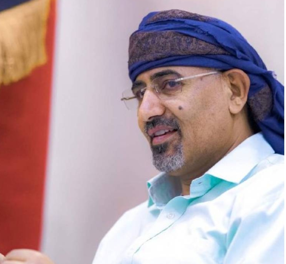 نائب رئيس مجلس القيادة «عيدروس الزبيدي» يدعو إلى توحيد الخطاب الإعلامي وتوجيهه صوب العدو «الحوثي»
