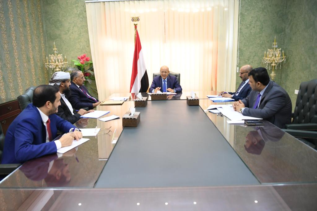 المجلس الرئاسي يتحدث عن مبررات مختلقة ويحمل المليشيات الحوثية المسئولية