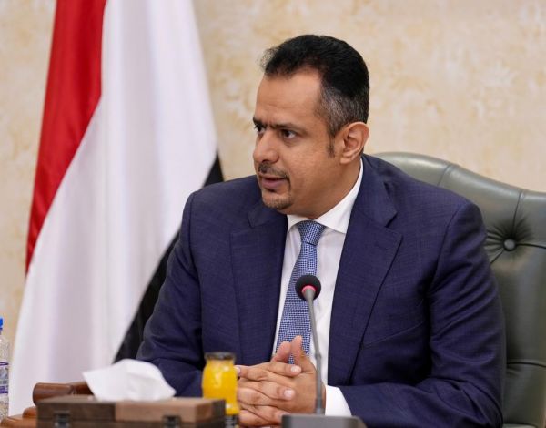 رئيس الوزراء: على الحوثيين فتح الطرقات والمعابر في تعز دون شرط أو مماطلة