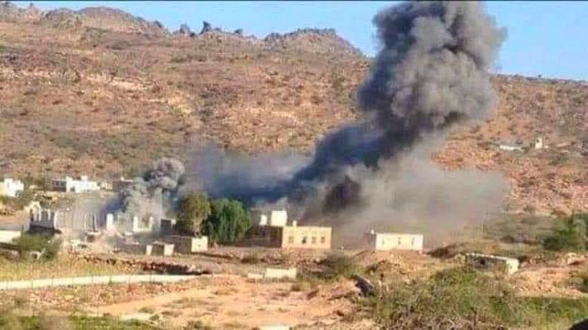 عاجل: مليشيا الحوثي تقتحم قرية خبزة بالبيضاء وتشرع في تفجير المنازل