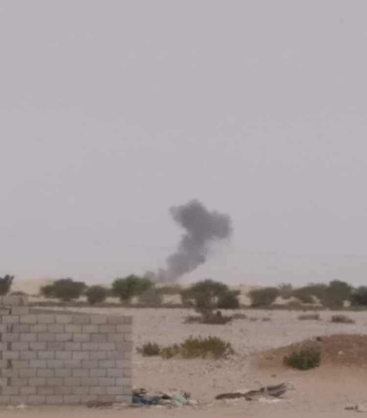 شبوة... أنباء عن معاودة الطيران الاماراتي استهداف القوات الحكومية وتوجه لإقالة العولقي