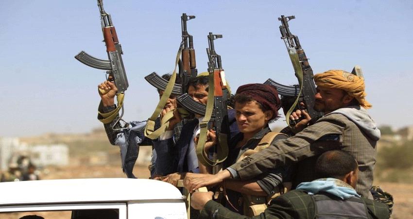 جماعة الحوثي تداهم إحدى القرى في مناطق سيطرتها وتختطف عشرات المواطنين