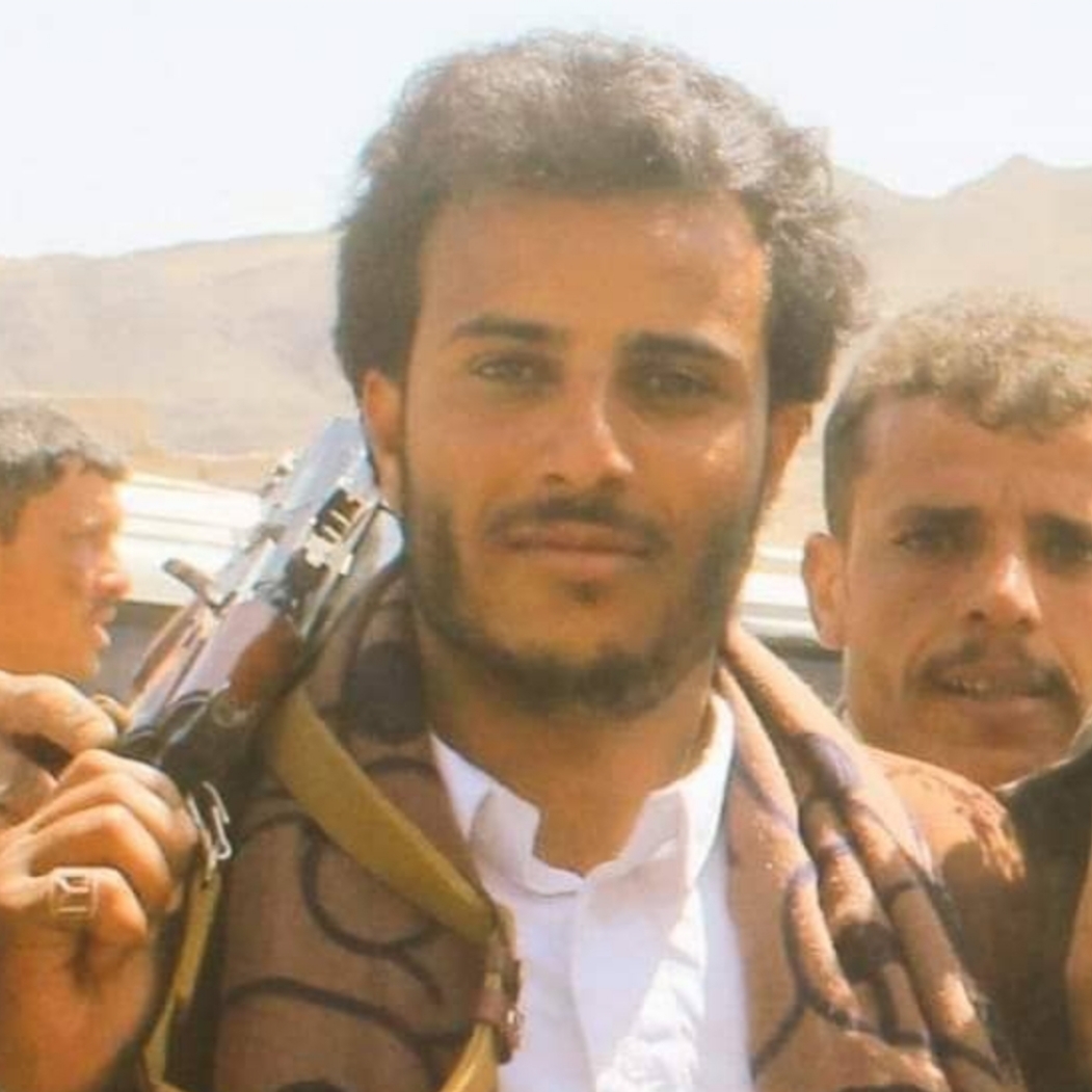 ميليشيا الحوثي تقتل شيخاً قبلياً أثناء مروره في طريق عام شرقي صنعاء