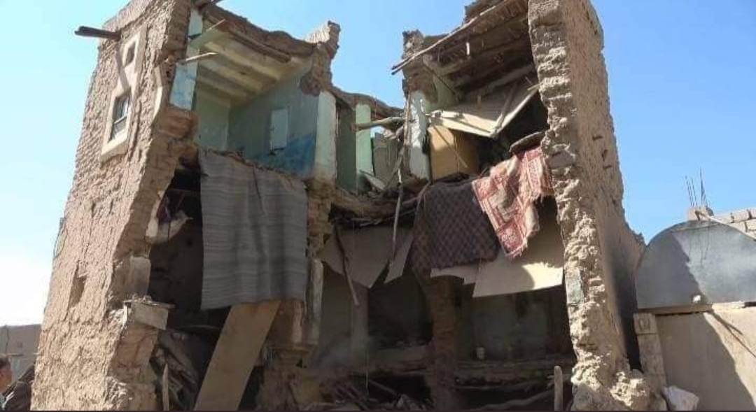 انهيار منزل يتسبب بحادثة مأساوية في محافظة البيضاء - حصيلة الضحايا