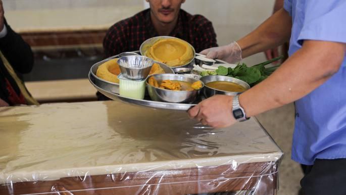 رويترز تسلط الضوء على ''العصيد'' أشهر الأكلات الشعبية في اليمن
