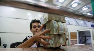 مبرمج يمني يفر من الحوثيين ويكشف نهبهم 10 ملايين دولار عبر حوالات مالية