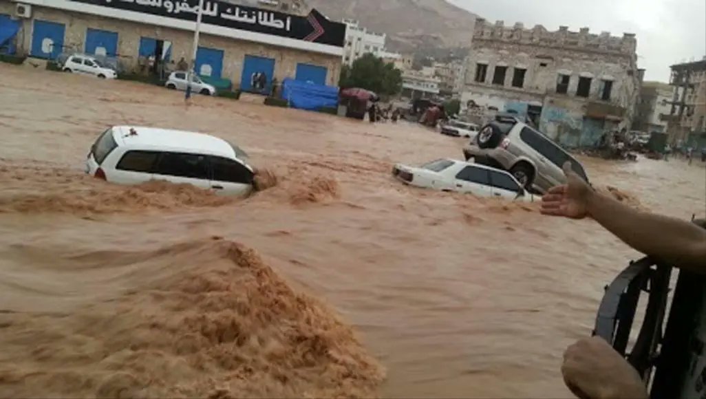 الأرصاد اليمني يتوقع هطول أمطار شديدة الغزارة على عدة محافظات خلال الـ 24 ساعة القادمة