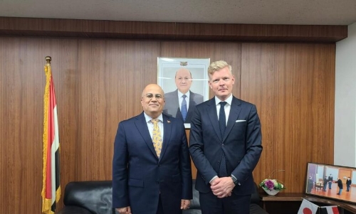 سفير اليمن في طوكيو  يبحث مع المبعوث الخاص للأمم المتحدة  مستجدات السلام