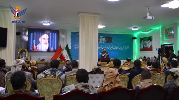 مليشيا الحوثي تحتفل  بذكرى الخميني السنوية في صنعاء