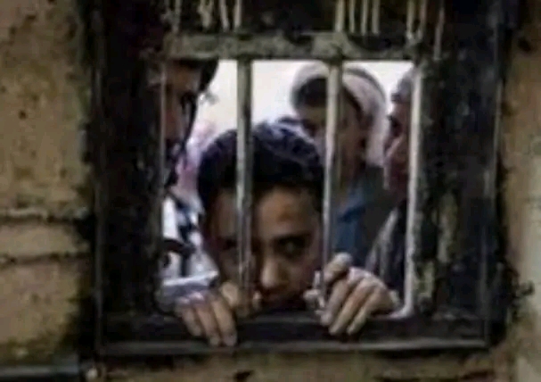 مليشيا الحوثي تستحدث سجونا خاصة بالأمن الوقائي  في مدينة الحديدة..  وحقوقيون يكشفون السبب منها