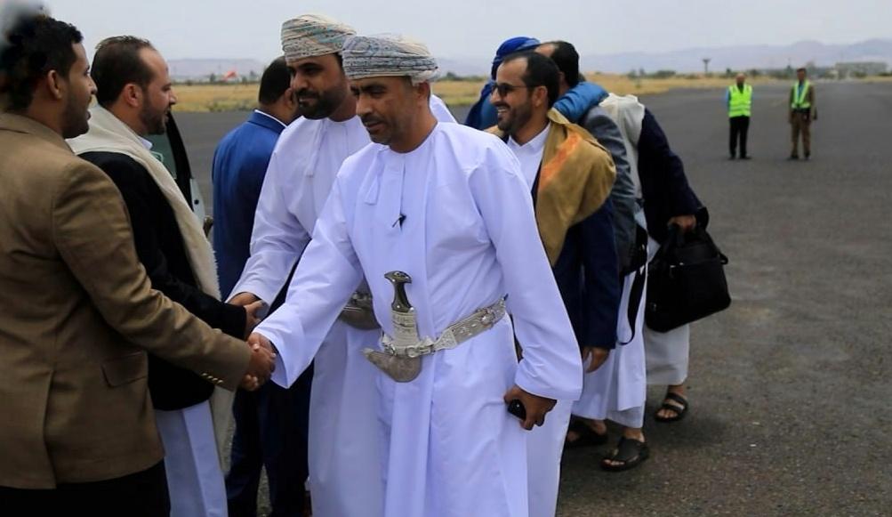 قطر ودول عربية تعلن موقفها من دعوة وفد الحوثيين الى الرياض للتفاوض