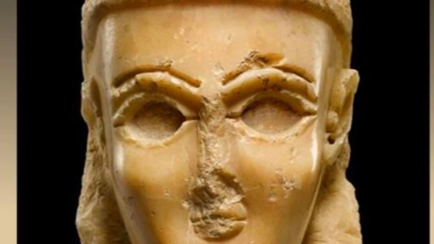من جديد آثار اليمن للبيع.. رأس تمثال رائع معروض بـ 75 ألف جنيه!