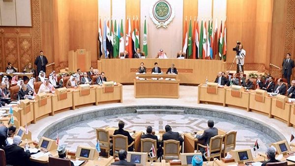 وفد اليمن برئاسة ”بن زبع“ يصل القاهرة للمشاركة في اجتماعات البرلمان العربي