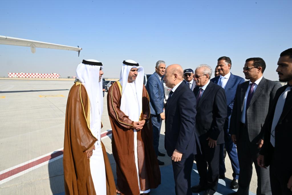رئيس مجلس القيادة الرئاسي ينهي زيارة لدولة الإمارات العربية المتحدة