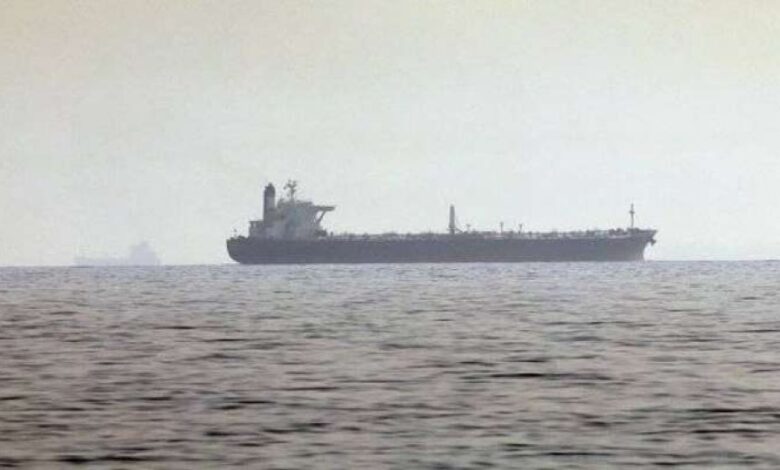 شركة نرويجية تعلن إصابة سفينتها في البحر الأحمر