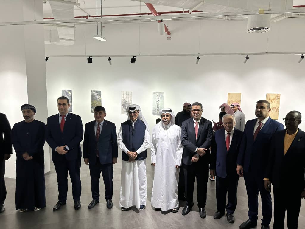 قطر : السفارة اليمنية تنظم معرض للفن التشكيلي