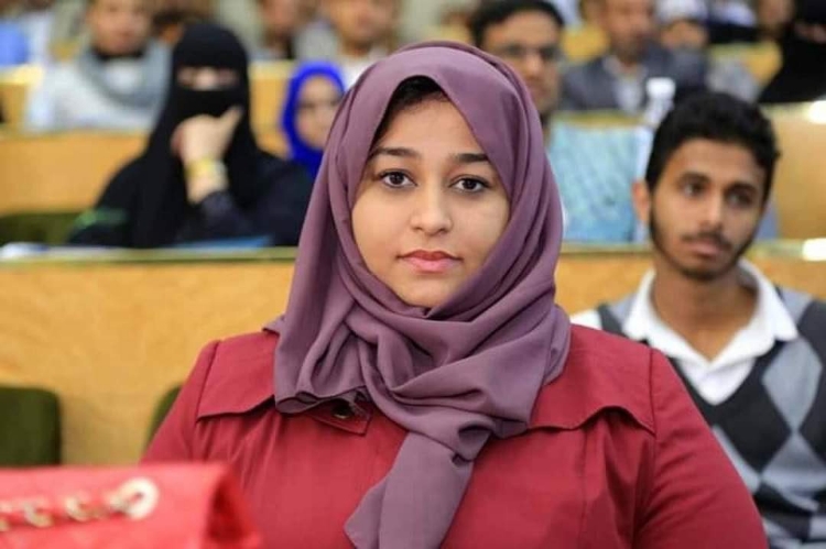 ميلشيا الحوثي تتراجع عن تهديداتها بإعدام ناشطة حقوقية وشقيقها يكشف نتائج لقاءه بمسئولي أجهزة الأمن والمخابرات الحوثية