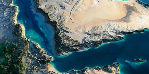 تحذيرات إيرانية تربك تحركات حوثية مكثفة  بالقرب من سواحل اليمن الجنوبية