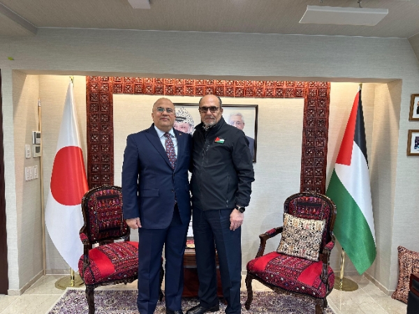 ‏سفير اليمن لدى اليابان يلتقي عميد السلك الدبلوماسي العربي في اليابان و يجدد موقف اليمن الداعم للقضية الفلسطينيه