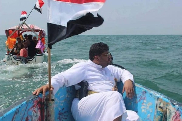 تناقضات صارخة بين قياداتها.. جماعة الحوثي توجه تهديدا للدول الأوربية وتتوعد بمهاجمة سفنها ومصالحها التجارية