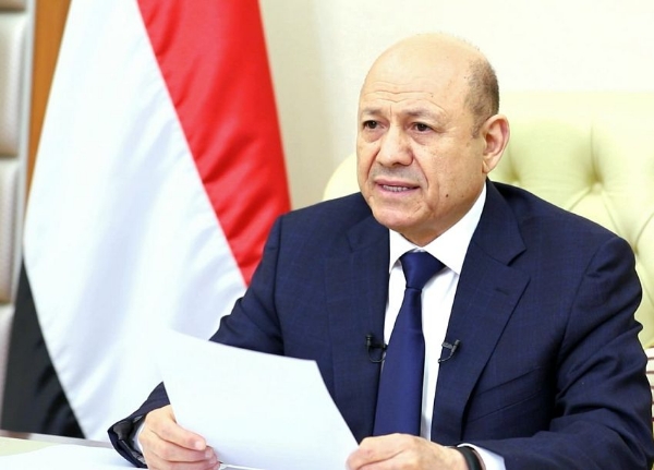 رئيس مجلس القيادة الرئاسي يكشف عن ثلاثة مبادئ لتحقيق السلام مع جماعة الحوثي الإرهابية