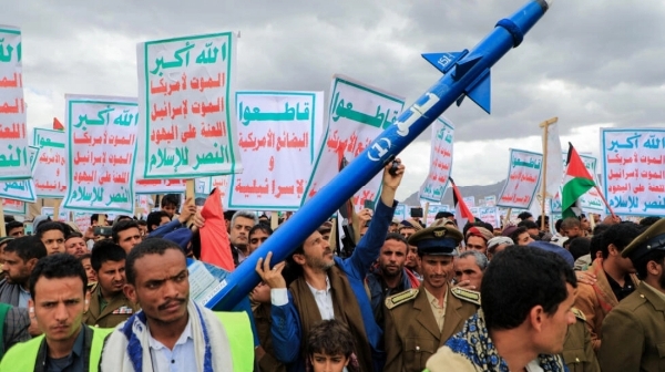 أول رد من المليشيات الحوثية على إغتيال سته من أبناء  واحفاد إسماعيل هنية