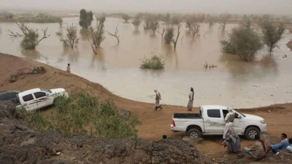 مأرب.. الدفاع المدني يصدر تحذيراً عاجلاً لـ جميع المواطنين وخاصة المتواجدين في الأودية